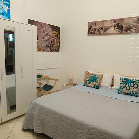 B&B Il Poeta Palermo Luaran gambar