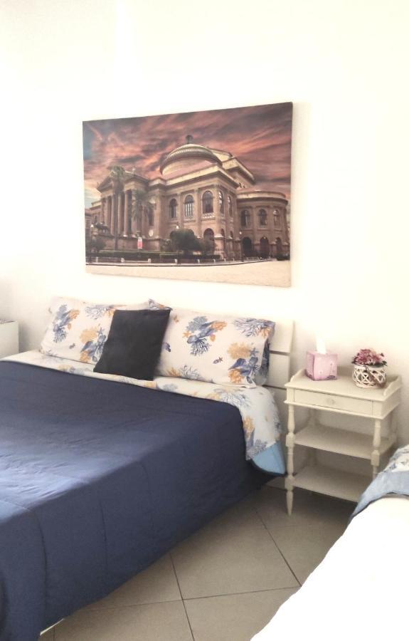 B&B Il Poeta Palermo Luaran gambar