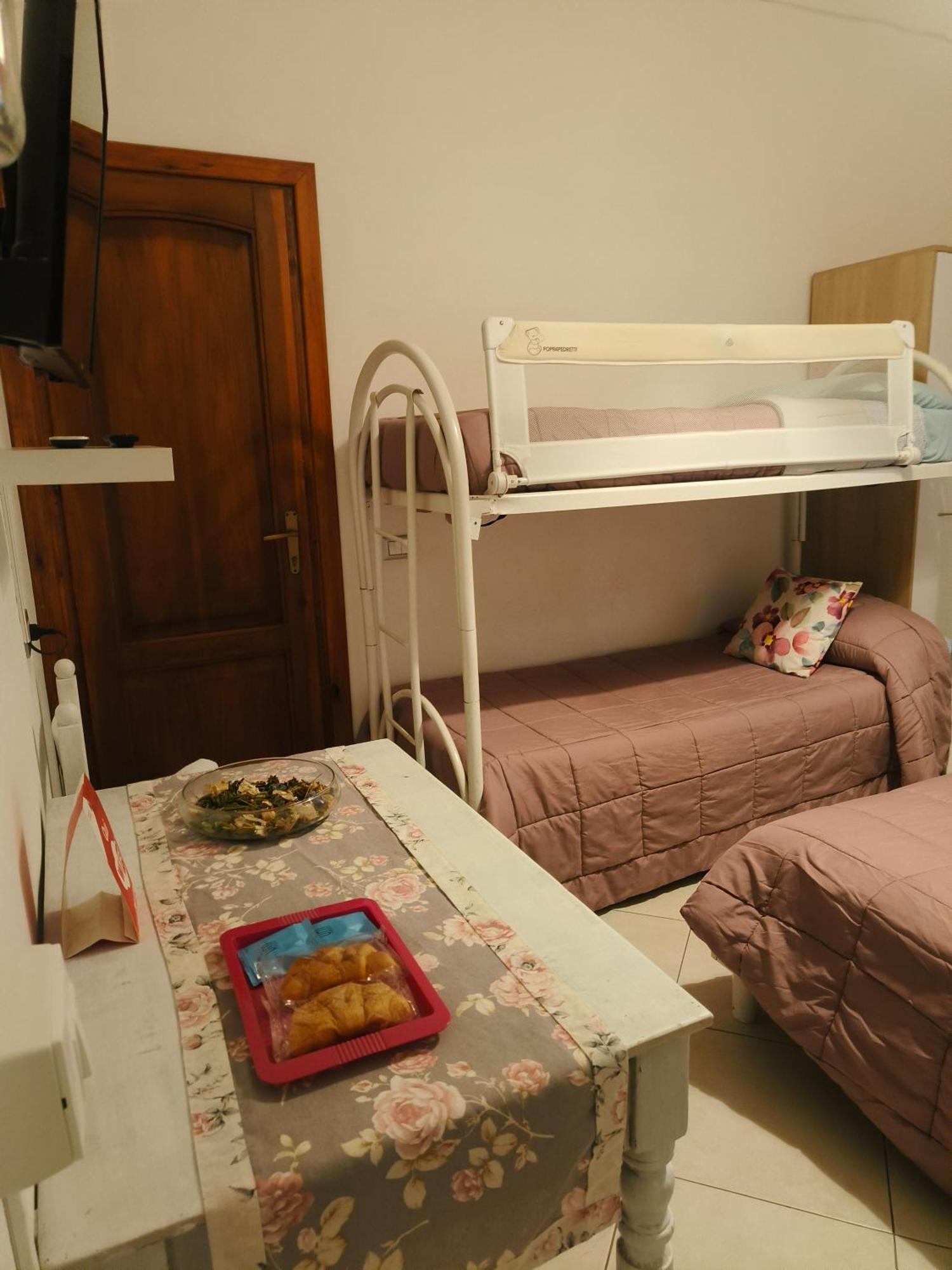 B&B Il Poeta Palermo Luaran gambar