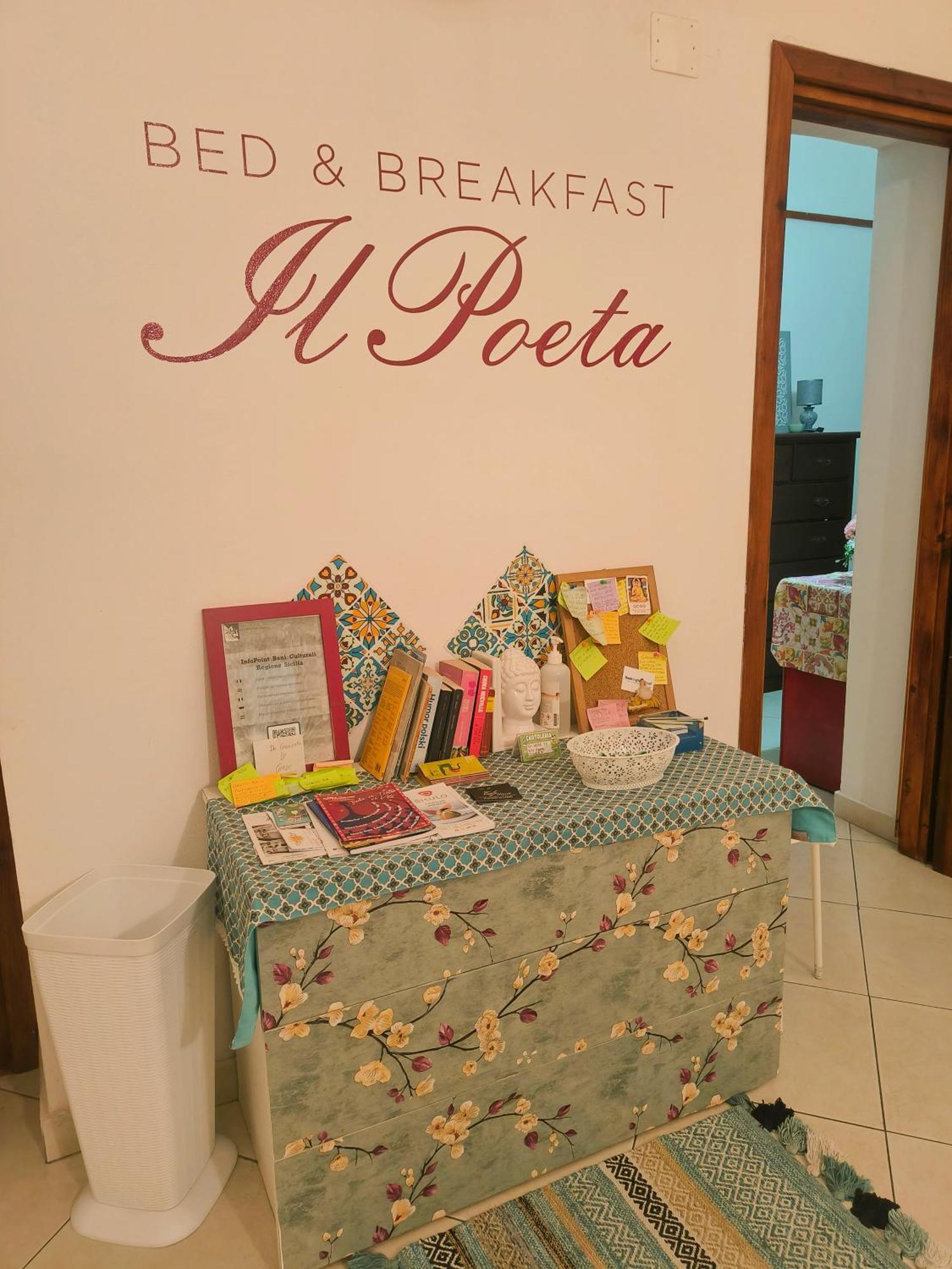 B&B Il Poeta Palermo Luaran gambar