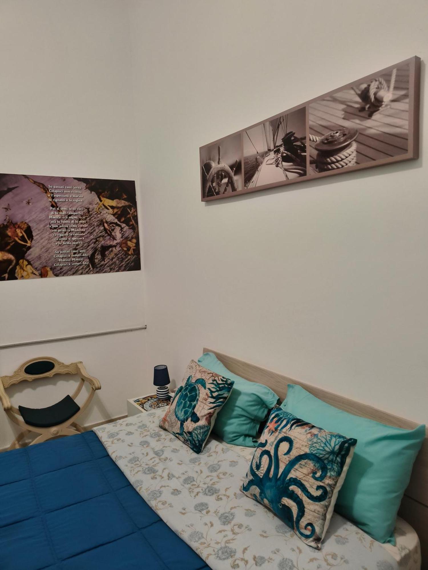B&B Il Poeta Palermo Luaran gambar