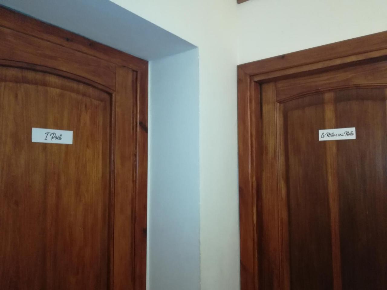 B&B Il Poeta Palermo Luaran gambar