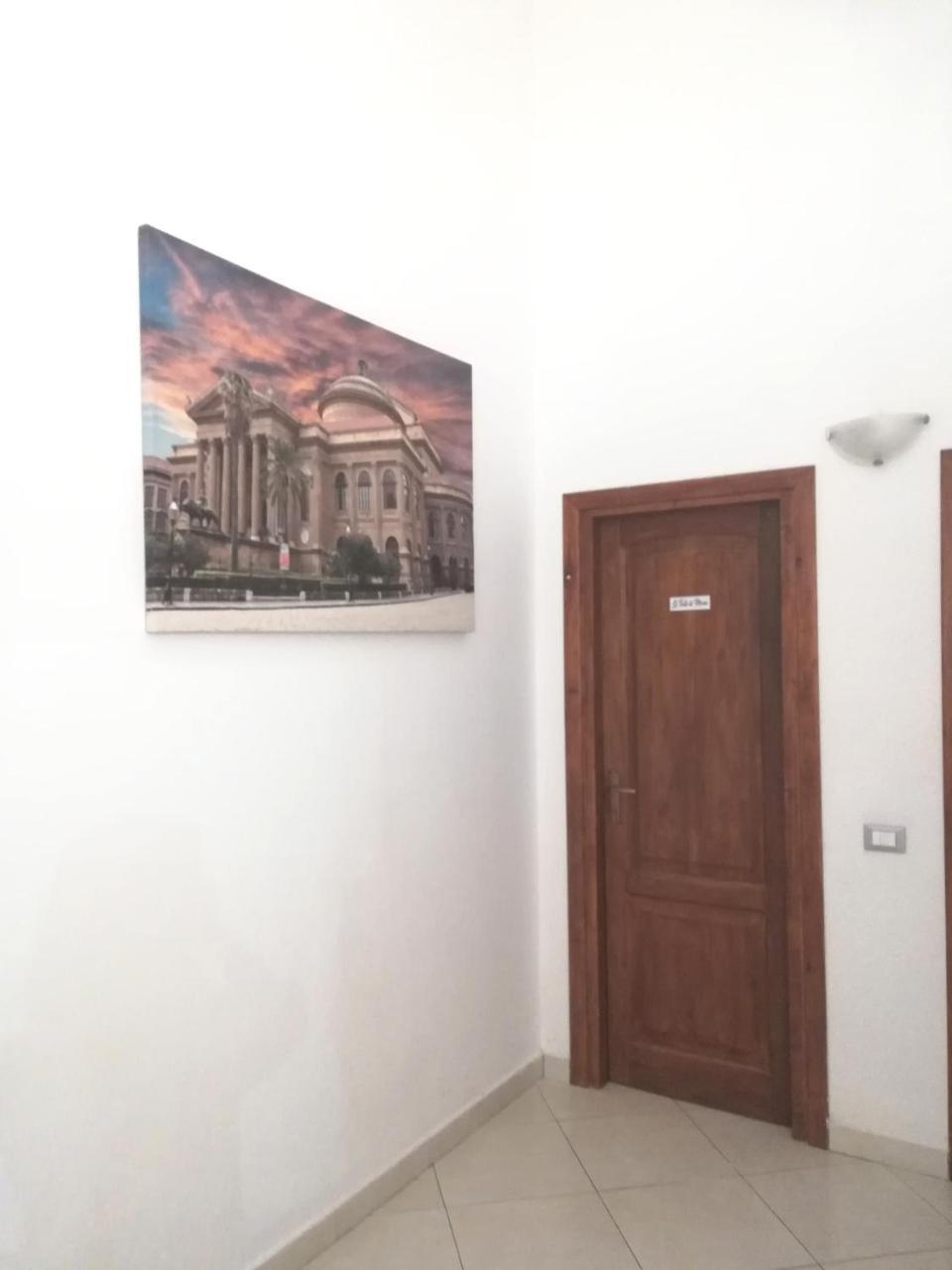 B&B Il Poeta Palermo Luaran gambar
